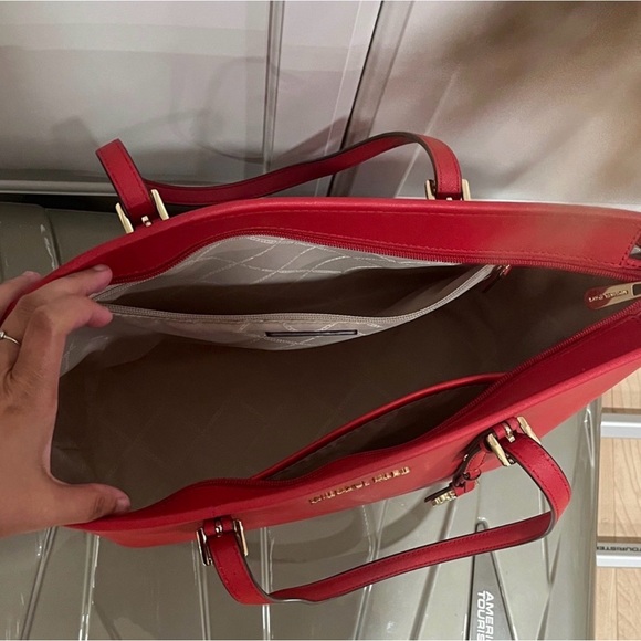 Michael Kors Vibrant Red Tote - Picture 4 of 5